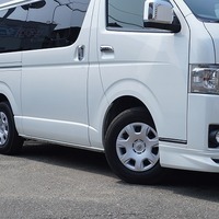 5702 令和3年式 ハイエース スーパーGL ダークプライム2　2WD 2,800cc (ディーゼル) 2/5人乗車 6.0万kmのサムネイル