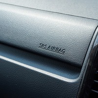 5702 令和3年式 ハイエース スーパーGL ダークプライム2　2WD 2,800cc (ディーゼル) 2/5人乗車 6.0万kmのサムネイル