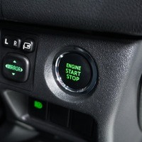 5696 令和5年式 ハイエース スーパーGL ダークプライムⅡ 2WD 2,000cc (ガソリン車) 2/5人乗車 5.9万kmのサムネイル