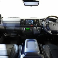5676 令和4年式 ハイエース S-GL ダークプライムⅡ 2WD 2,800cc (ディーゼル車) 2/5人乗車 3.1万kmのサムネイル