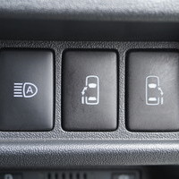 5616 令和3年式　ハイエース　スーパーGL　ダークプライムⅡ　2WD　2000cc　5人乗り 3.5万kmのサムネイル