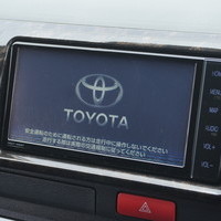 5616 令和3年式　ハイエース　スーパーGL　ダークプライムⅡ　2WD　2000cc　5人乗り 3.5万kmのサムネイル