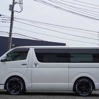 5616 令和3年式　ハイエース　スーパーGL　ダークプライムⅡ　2WD　2000cc　5人乗り 3.5万kmのサムネイル