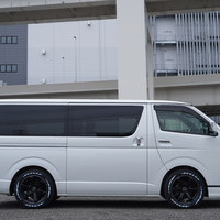 5616 令和3年式　ハイエース　スーパーGL　ダークプライムⅡ　2WD　2000cc　5人乗り 3.5万kmのサムネイル