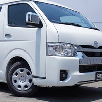 5126 ハイエース ワゴンGL 2WD 2,700cc (ガソリン) 10人乗車 9kmのサムネイル