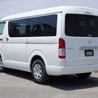 5126 ハイエース ワゴンGL 2WD 2,700cc (ガソリン) 10人乗車 9kmのサムネイル