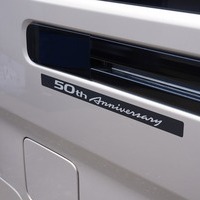 5656　キャラバン 50THアニバーサリー GRAND プレミアム GX 4WD 2,400cc (ディーゼル車) 2/5人乗車 1.1万㎞のサムネイル