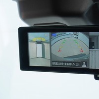 5656　キャラバン 50THアニバーサリー GRAND プレミアム GX 4WD 2,400cc (ディーゼル車) 2/5人乗車 1.1万㎞のサムネイル