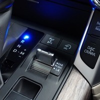 5727 令和5年式 トヨタ ランドクルーザー 300 ZX 4WD 3,300cc(ディーゼル車) 5人乗り 13,650km 車検令和8年5月22日のサムネイル