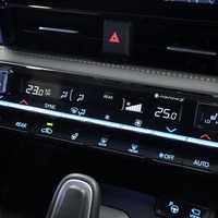 5720 令和７年式 登録済未使用車ノア ハイブリッド S-Z  2WD 1,800cc 7人乗車 20km 車検令和10年5月21日のサムネイル