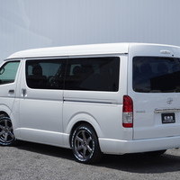 5122　オリジナルPKG　ハイエース　ワゴンGL　2WD　2700cc　ガソリン車　10人乗りのサムネイル