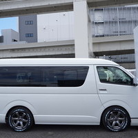 5122　オリジナルPKG　ハイエース　ワゴンGL　2WD　2700cc　ガソリン車　10人乗りのサムネイル