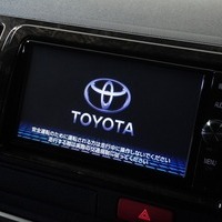 5589 令和6年式 ハイエース スーパーGL ダークプライムⅡ 2WD 2,800cc (ディーゼル車）1.2万kmのサムネイル