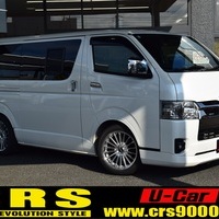5698　令和5年式　ハイエース　スーパーGL　ダークプライムⅡ　2WD　2800cc　ディーゼル車　5人乗り　1.7万kmのサムネイル