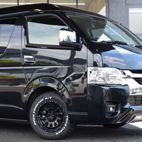 5694 令和5年式 ハイエース ワゴンGL 内装架装車両　2WD 2,700cc (ガソリン車) 10人乗車 8,000kmのサムネイル