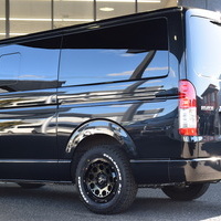 5442 令和5年式 ハイエース スーパーGL ダークプライムⅡ 2WD 2,000cc (ガソリン車) 2/5人乗車 5.7万kmのサムネイル