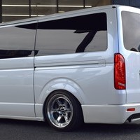 5740 平成31年式 ハイエース スーパーGL 50THアニバーサリー 2WD 2,000cc (ガソリン車) 5人乗車 5.6万kmのサムネイル