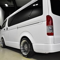 5104. 平成26年式 ハイエース  ワゴンGL 2WD 2,700㏄ ガソリン車 10人乗り 走行1,2万キロ 検査1年付きのサムネイル