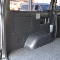 5442 令和5年式 ハイエース スーパーGL ダークプライムⅡ 2WD 2,000cc (ガソリン車) 2/5人乗車 5.7万kmのサムネイル