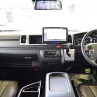 5694 令和5年式 ハイエース ワゴンGL 内装架装車両　2WD 2,700cc (ガソリン車) 10人乗車 8,000kmのサムネイル
