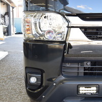 5442 令和5年式 ハイエース スーパーGL ダークプライムⅡ 2WD 2,000cc (ガソリン車) 2/5人乗車 5.7万kmのサムネイル