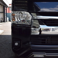 5694 令和5年式 ハイエース ワゴンGL 内装架装車両　2WD 2,700cc (ガソリン車) 10人乗車 8,000kmのサムネイル