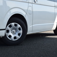 5429 令和5年式 ハイエース ワゴンGL　L字ベッドキット　2WD 2,700cc (ガソリン車) 10人乗車 2.1万kmのサムネイル