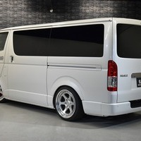 5676 令和4年式 ハイエース S-GL ダークプライムⅡ 2WD 2,800cc (ディーゼル車) 2/5人乗車 3.1万kmのサムネイル