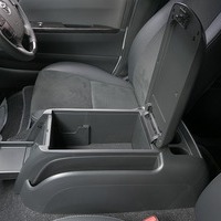 5660.令和6年式 ハイエース スーパーGL ダークプライムⅡ 4WD 2,800cc ディーゼル車 寒冷地仕様 走行2.9万キロ 車検令和8年1月のサムネイル