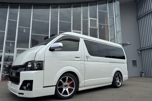 【CRS福岡】総額〇〇〇万円越え！！！　中古車、大変身。サムネイル
