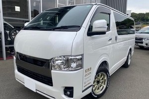 CRS福岡　新車ダークプライムS　ノーマルからカスタムで大変身☆サムネイル