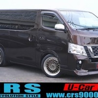 5564　平成30年式　キャラバン　プレミアムGX　４WD　2500cc　ディーゼル車　8人乗り　6.4万kmのサムネイル
