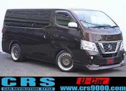 5564　平成30年式　キャラバン　プレミアムGX　４WD　2500cc　ディーゼル車　8人乗り　6.4万km