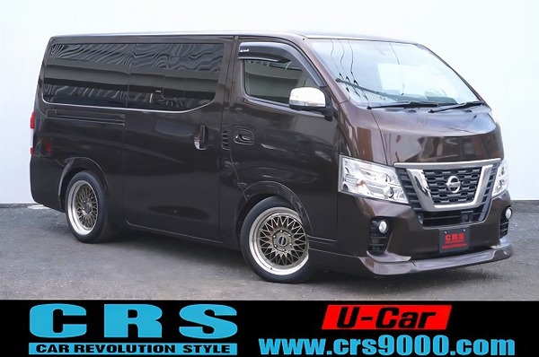 5564　平成30年式　キャラバン　プレミアムGX　４WD　2500cc　ディーゼル車　8人乗り　6.4万kmのサムネイル