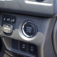5773 平成29年式 ハイエース スーパーGL ダークプライム 4WD 3,000cc (ディーゼル車) 2/5人乗車 9.6万kmのサムネイル