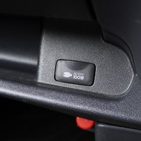5773 平成29年式 ハイエース スーパーGL ダークプライム 4WD 3,000cc (ディーゼル車) 2/5人乗車 9.6万kmのサムネイル