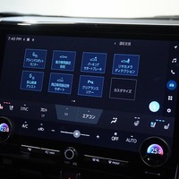5787 令和6年式 ヴェルファイア ハイブリッド Z プレミア ガソリン+ハイブリット電子CVT 4WD 2,500cc 7人乗車 0.5万km 車検令和9年8月22日のサムネイル