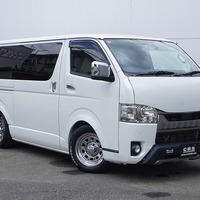 5758 令和2年式 ハイエース スーパーGL ダークプライムⅡ　2WD 2,800cc (ディーゼル) 2/5人乗車 5.8万kmのサムネイル