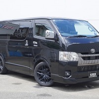 5759 令和5年式 ハイエース スーパーGL ダークプライムⅡ　2WD 2,800cc (ディーゼル) 2/5人乗車 2.7万kmのサムネイル