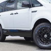 5568 登録済み未使用車 令和7年式 三菱 デリカD5 シャモニー 4WD 2,300cc (ディーゼル) 8人乗車 20km 令和10年6月18日のサムネイル