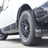 5568 登録済み未使用車 令和7年式 三菱 デリカD5 シャモニー 4WD 2,300cc (ディーゼル) 8人乗車 20km 令和10年6月18日のサムネイル