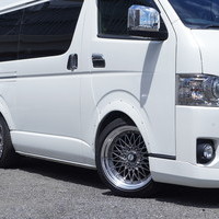 5778　令和3年式　ハイエース　スーパーGL　ダークプライムⅡ　2WD　2000　2.6万kmのサムネイル