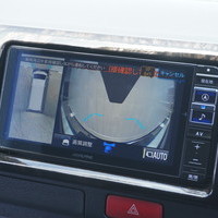 5791　令和4年式　ハイエース　スーパーGL　ダークプライムⅡ　4WD　2800cc　ディーゼル車　5人乗り　5.9万kmのサムネイル
