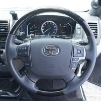 5791　令和4年式　ハイエース　スーパーGL　ダークプライムⅡ　4WD　2800cc　ディーゼル車　5人乗り　5.9万kmのサムネイル