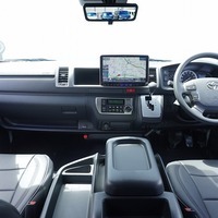 5137　ベッドキット４　ハイエース　ワゴンGL　2WD　2700cc　ガソリン車　10人乗りのサムネイル
