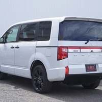 5503　令和7年式　デリカD:5　BLACK Edition　4WD　2300cc 　ディーゼル車　登録済み未使用車　7人乗り　ステップ無し　15kmのサムネイル