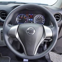 5564　平成30年式　キャラバン　プレミアムGX　４WD　2500cc　ディーゼル車　8人乗り　6.4万kmのサムネイル