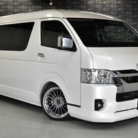 5133  ハイエース ワゴンGL  2WD 2,700CC ガソリン車 3ナンバー 10人乗り　L字ベットキット架装のサムネイル
