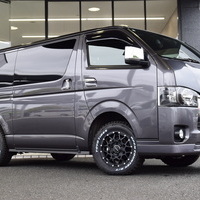 5774　令和3年式　ハイエース　スーパーGL　ダークプライムⅡ　4WD　2800cc　ディーゼル車　5人乗り　4.6万kmのサムネイル