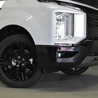 5569 令和7年式 三菱デリカ D:5 CHAMONIX 4WD 2,300cc (ディーゼル車)  8人乗り 10km (車検R10年6月)のサムネイル